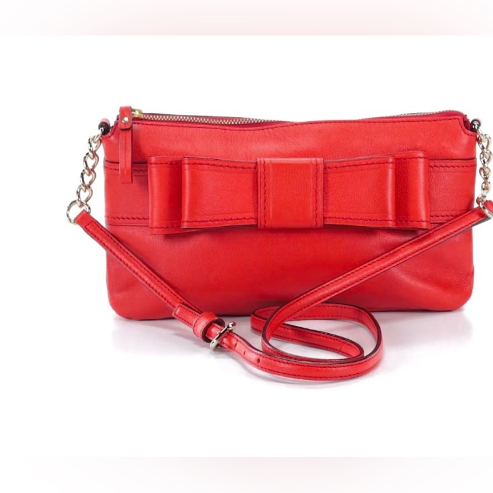 EUC Kate Spade New York
Celina Villabella avenue crossbody bag
- geranium red